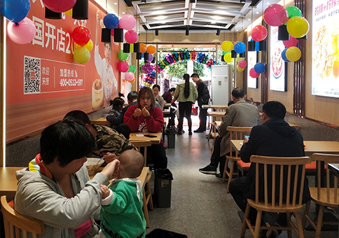 熱烈祝賀湖北咸寧如意餛飩嘉魚客運站店盛大開業(yè)！
